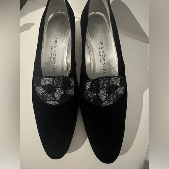 Silvia Fiorentina Almond Toe Kitten Heel Slip On Pumps Black Suede Size 10 - Picture 1 of 3